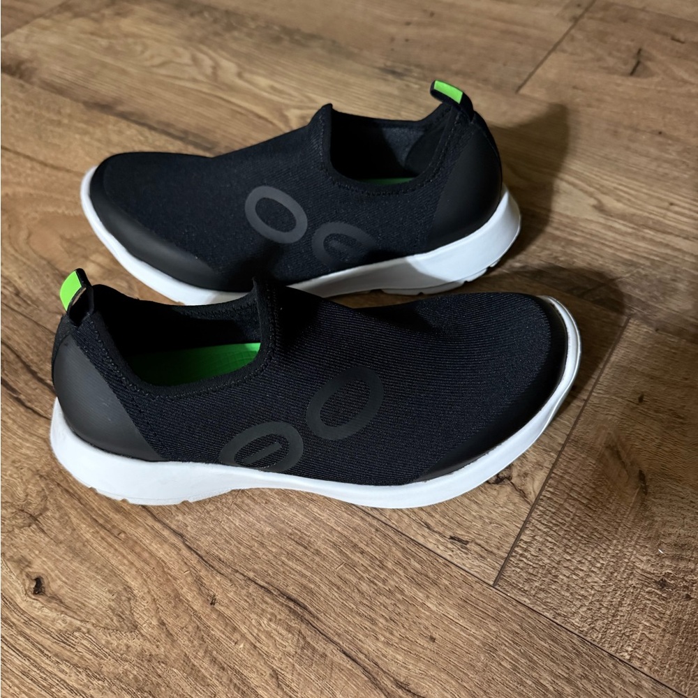 Oofos black women’s slip on casual